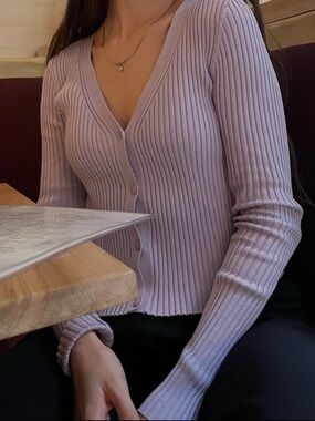 H&M Ribbed V-Neck Button Cardigan - Light Lavender